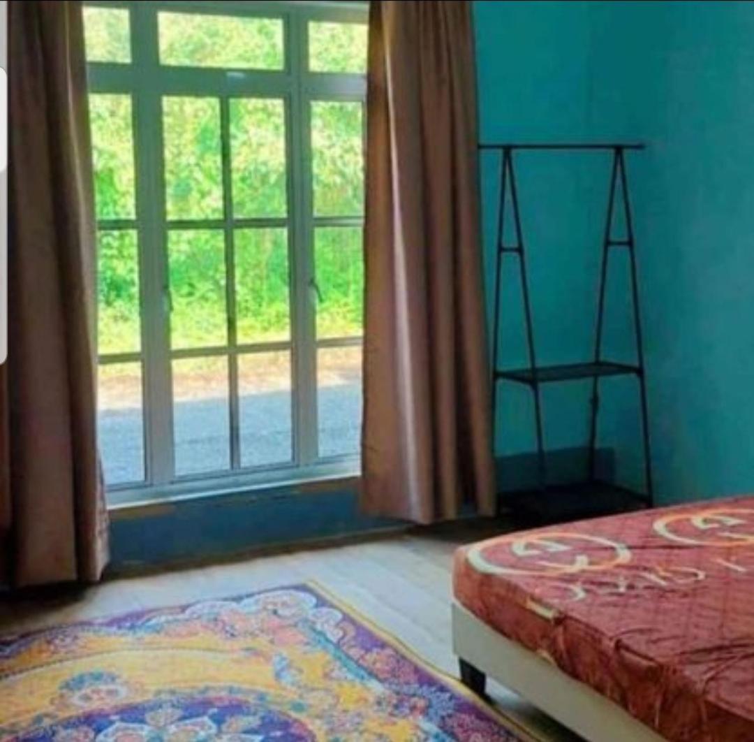Teratak Kayu Homestay Batu Pahat Luaran gambar
